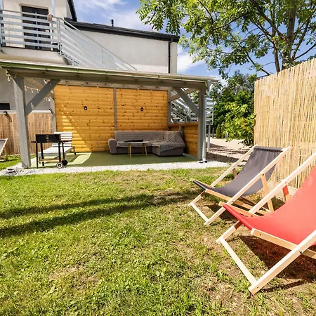 The Country Stop 5 Bedroom 5 Bathroom * Trzemesnia